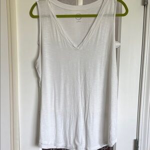 Maurices White Sleeveless Relaxed Lightweight Tank Top -Sz 1X